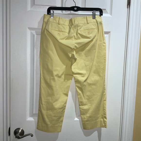 Talbots Signature yellow capri pants Sz 4P front zip pockets hem detail - Picture 4 of 6